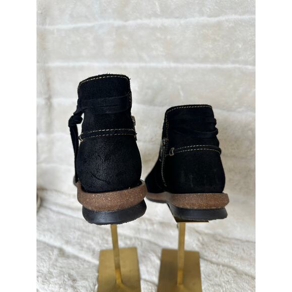 Born Tarkiln Booties Suede Black 8 women’s - Picture 3 of 6